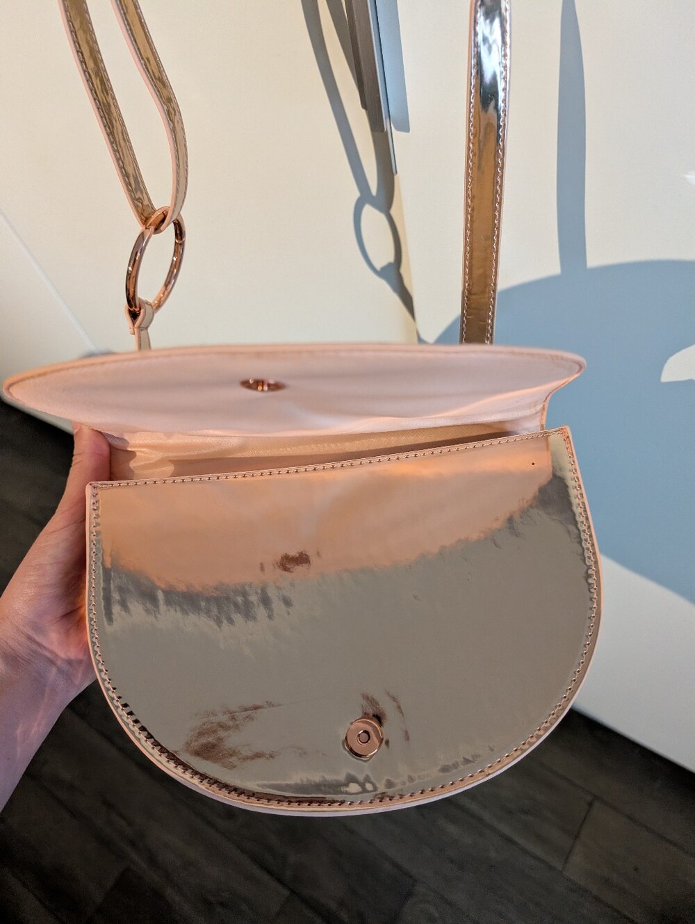 Women's Rose Gold Metallic Crossbody Bag